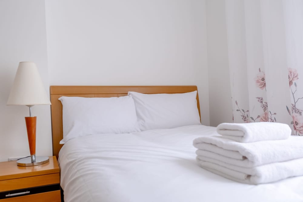 Spacious & Central 4BD Flat - Angel