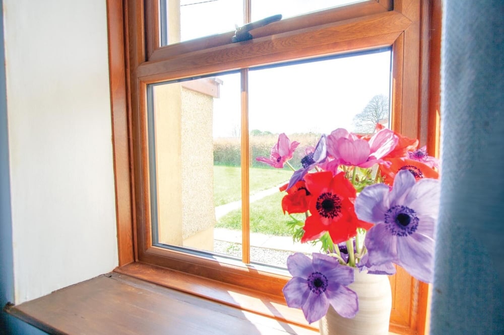 Rose Cottage - 3 Bedroom Cottage - Great Lunnon Farm view 5