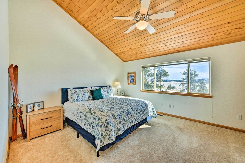 Harstel Cabin Vacation Rental w/ Deck! view 5