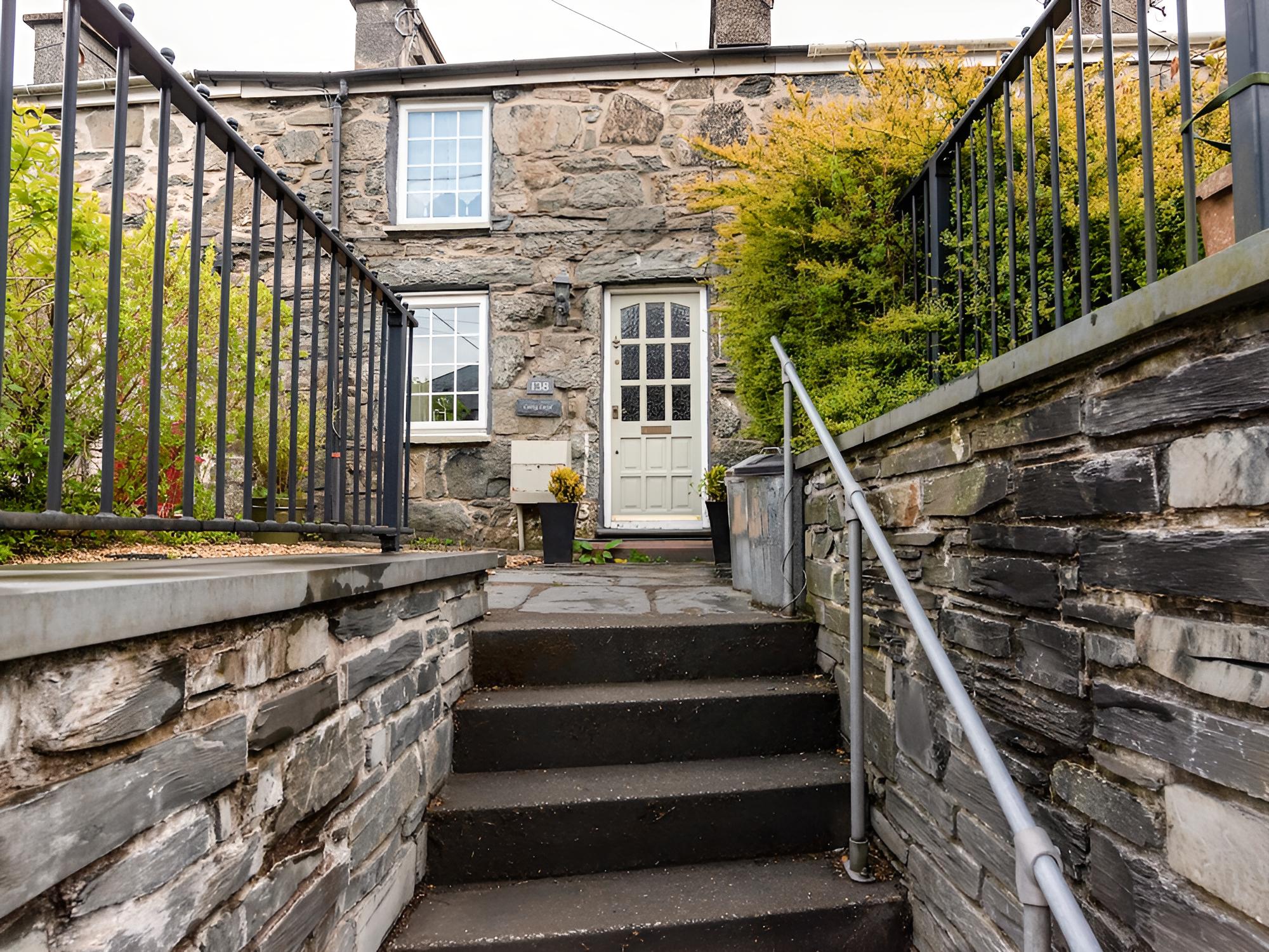 Carreg Lwyd