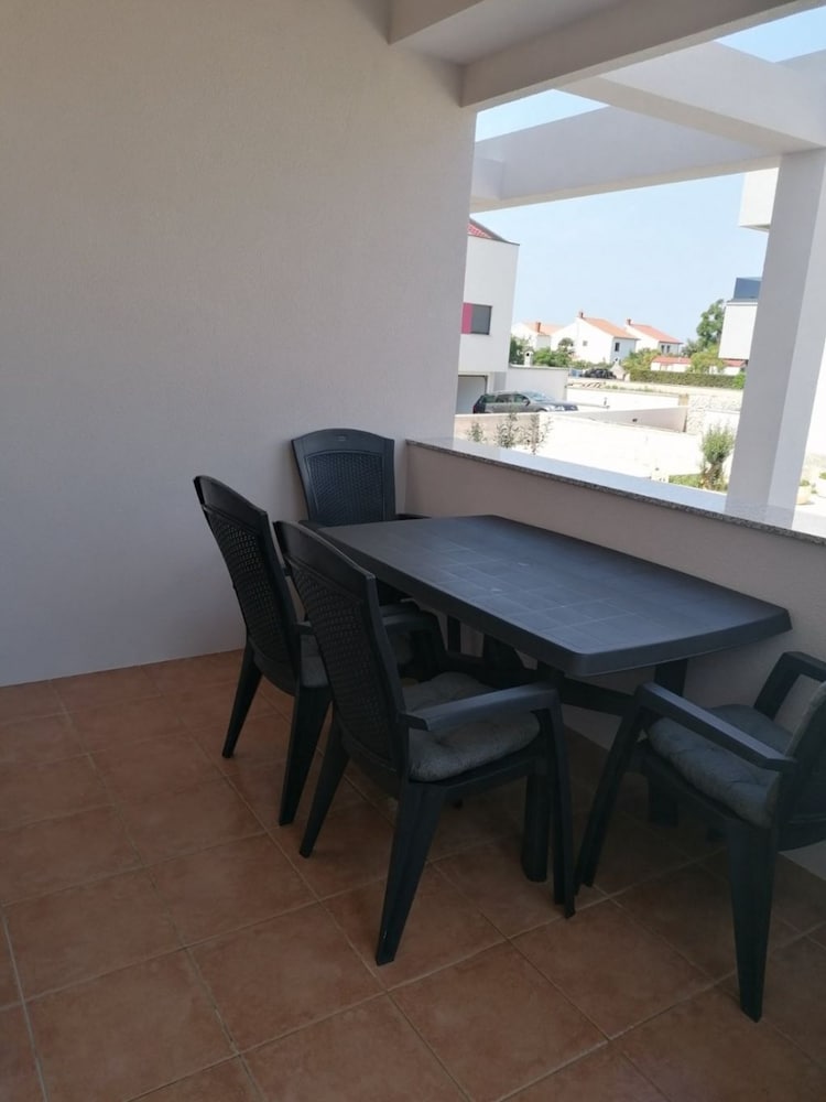 Mari - Close to the sea & Parking - A1