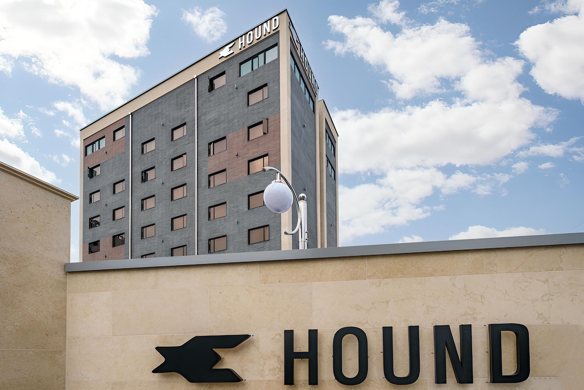 Hound Hotel
