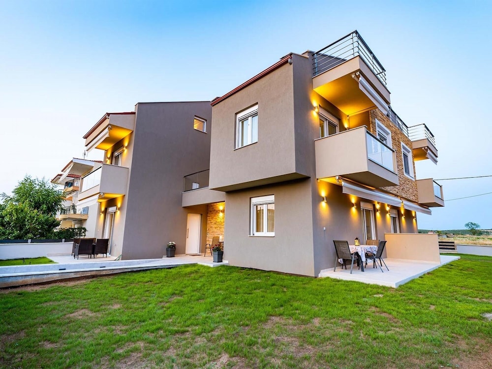 Kiosse Maison 2 by Travelpro Services