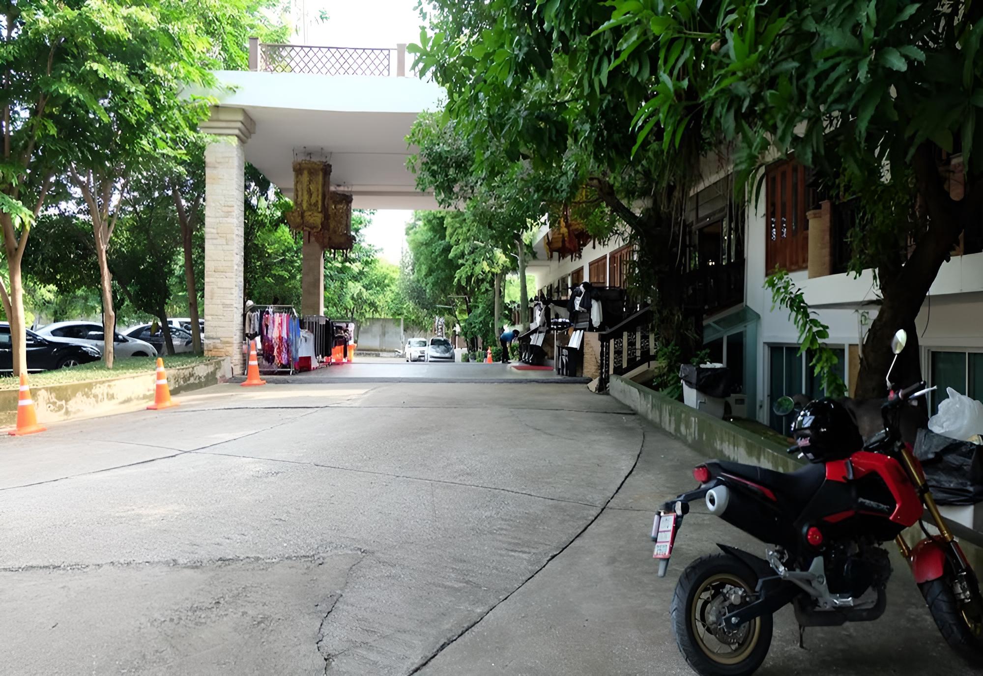 Sirinart Garden