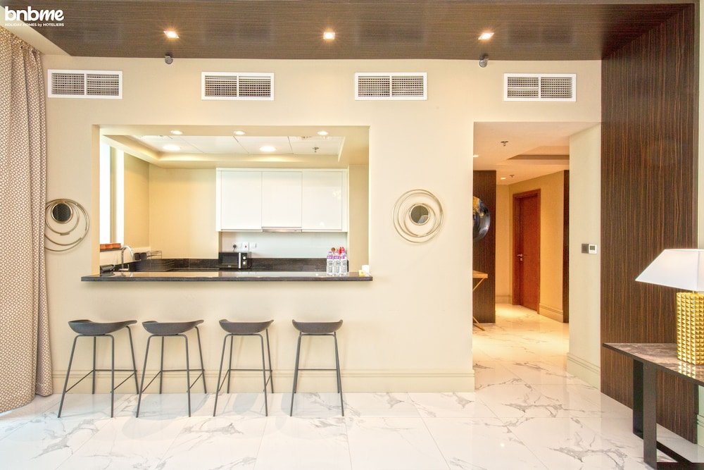 3B-Amna Tower-4801 by bnbme homes