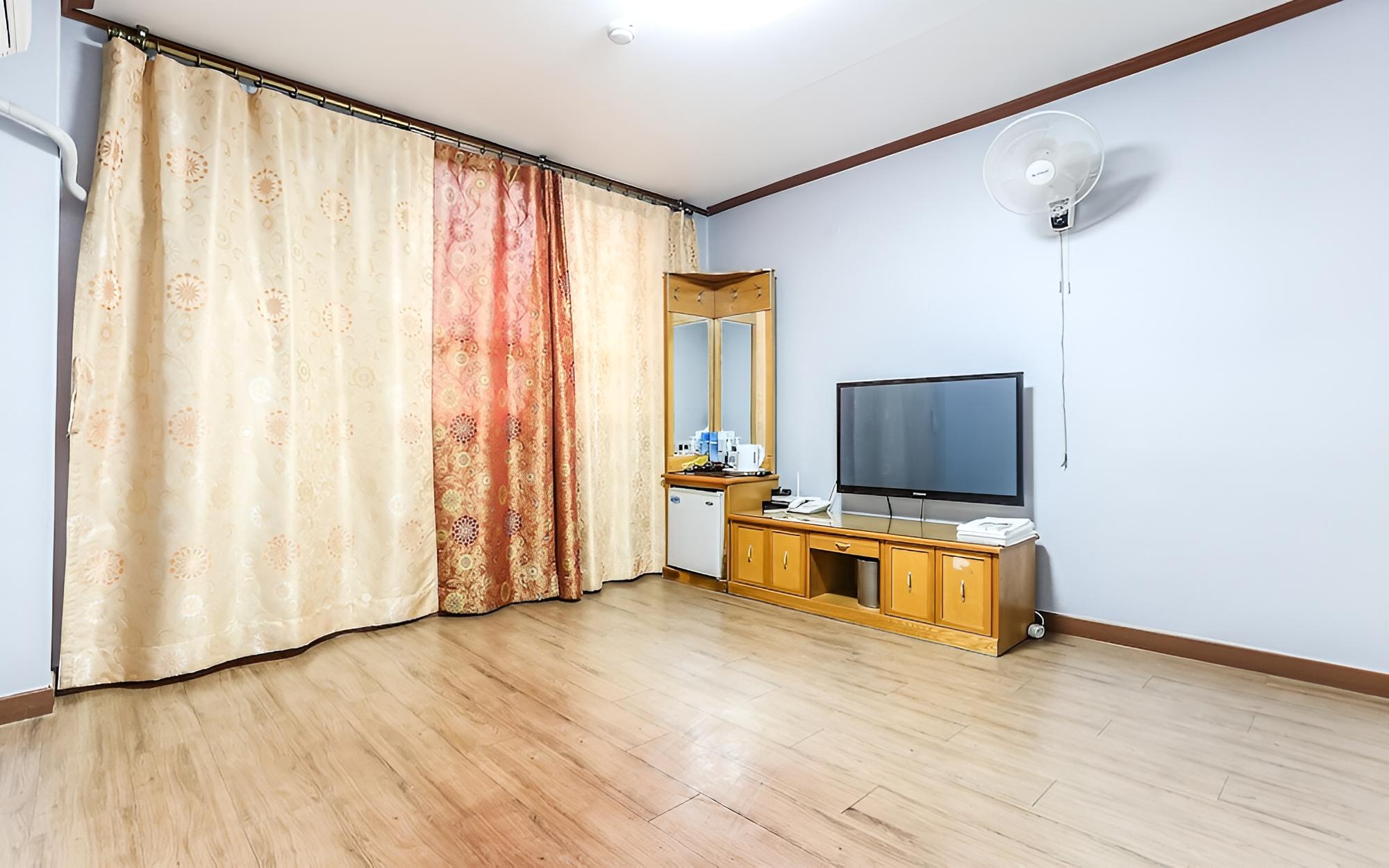Sokcho Two Wheels Motel