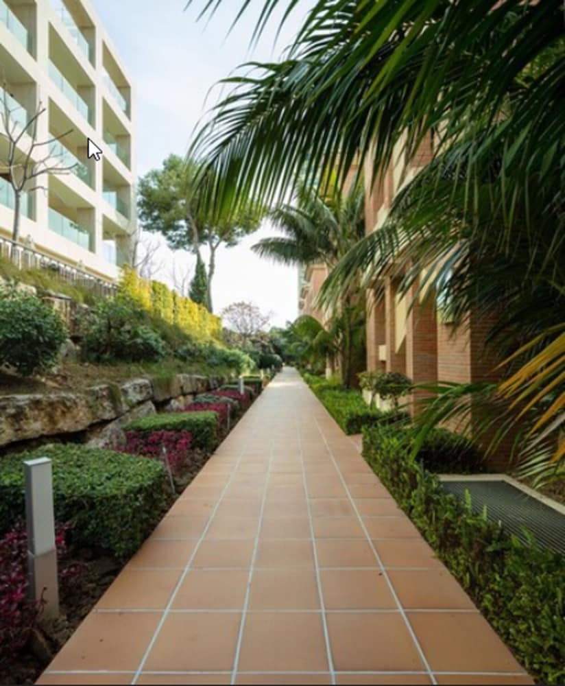 Marbella Vacations - Deluxe Villas Don Carlos Resort - Property Image 1