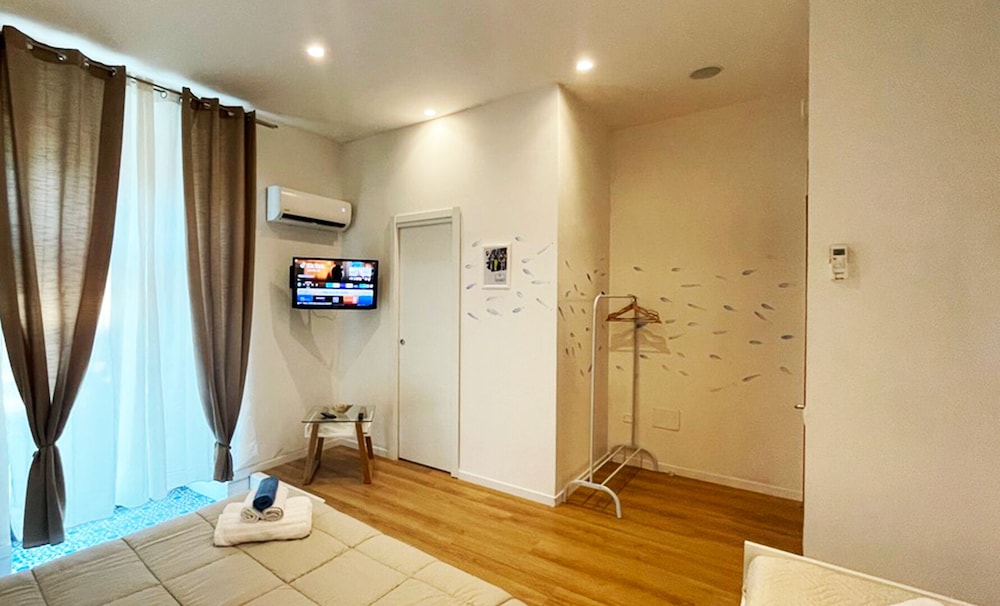 Samo Rooms view 2