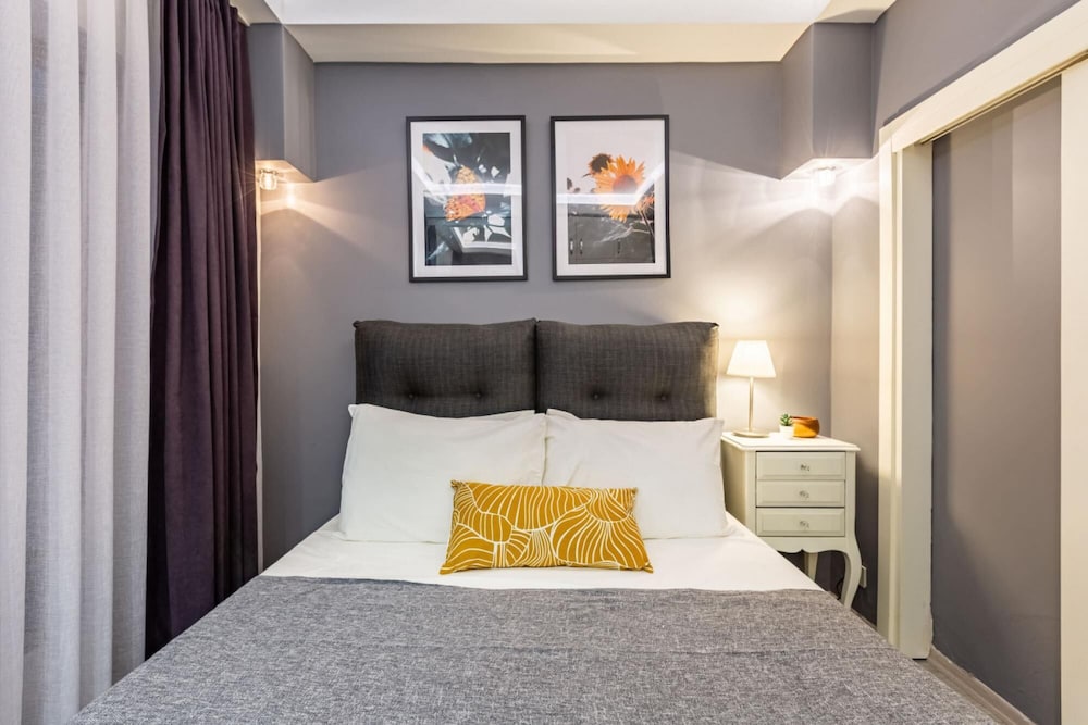 Missafir Excellent Flat With Backyard in Nisantasi