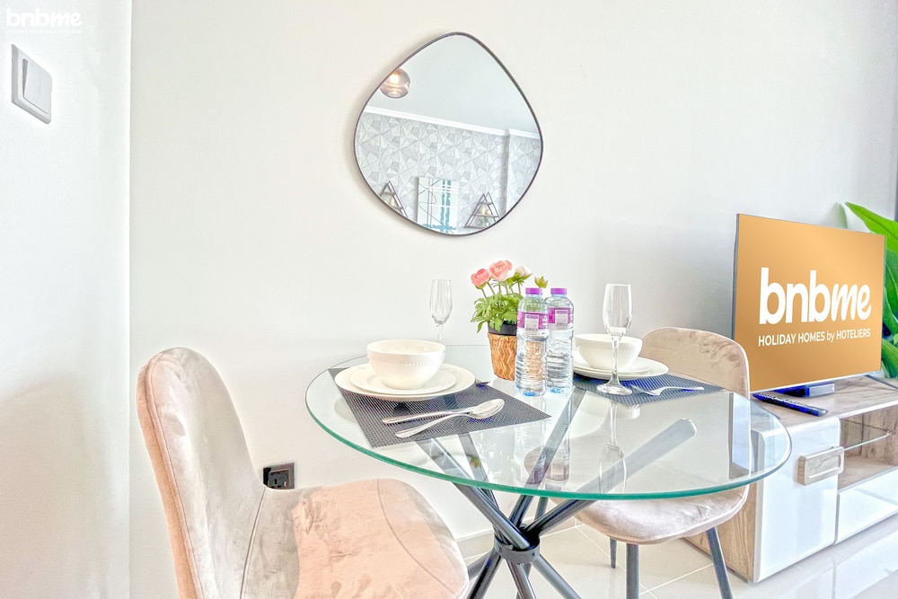 ST-Carson Tower A-1411 by bnbme homes