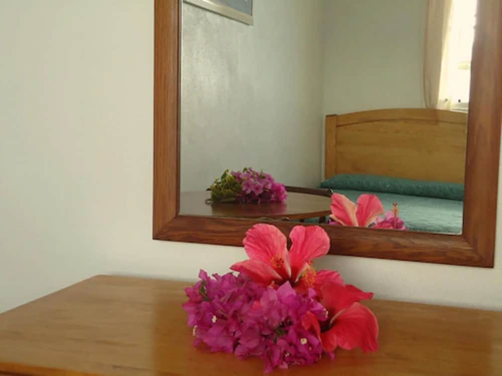 Orange Creek Inn - Property Image 9