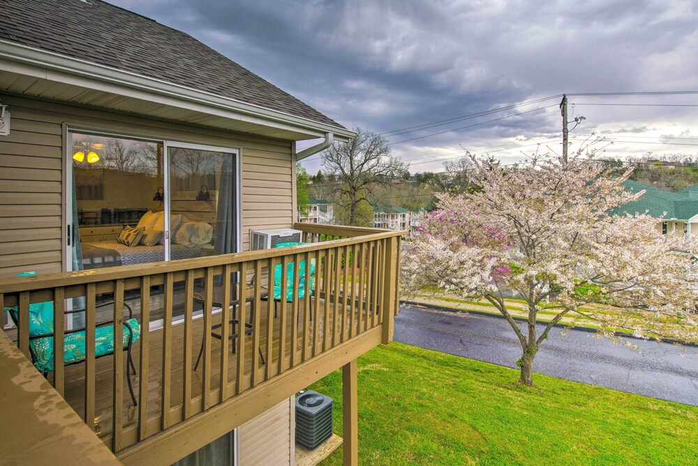 Branson Condo - Balcony, Walk to Fall Creek Marina view 4