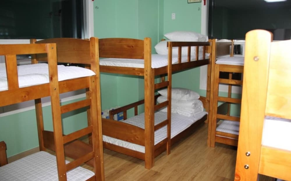 Busan Hyu Plus Guest House