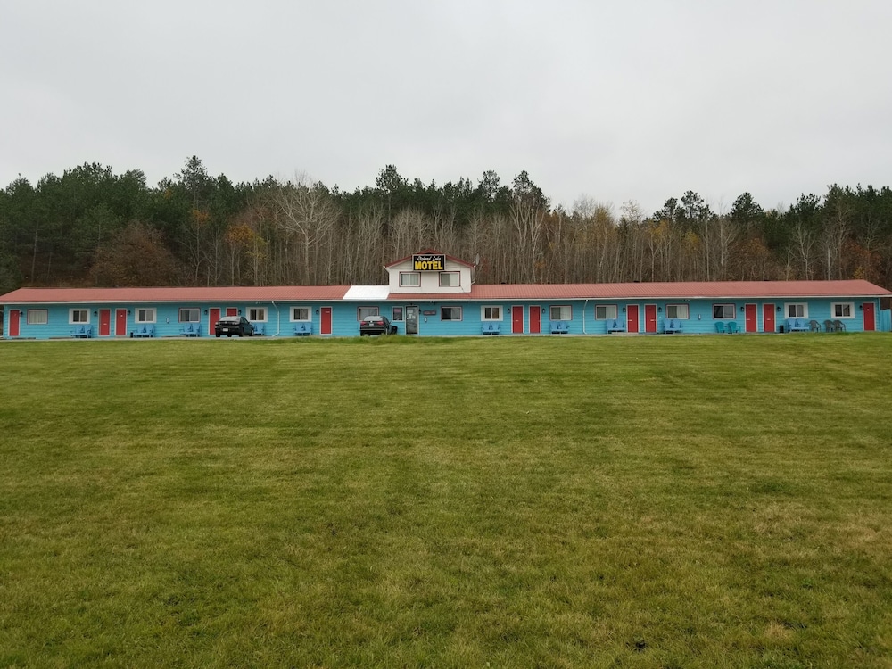 Sudbury Vacations - Richard Lake Motel - Property Image 3