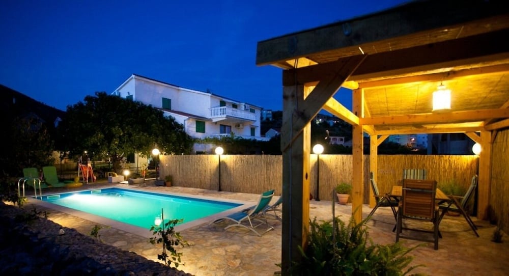 Ani - With Pool and hot tub - A1