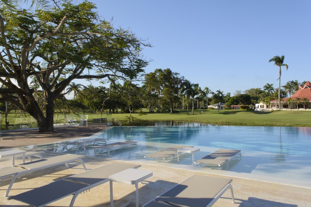 VH Atmosphere - Adults Only - Property Image 24