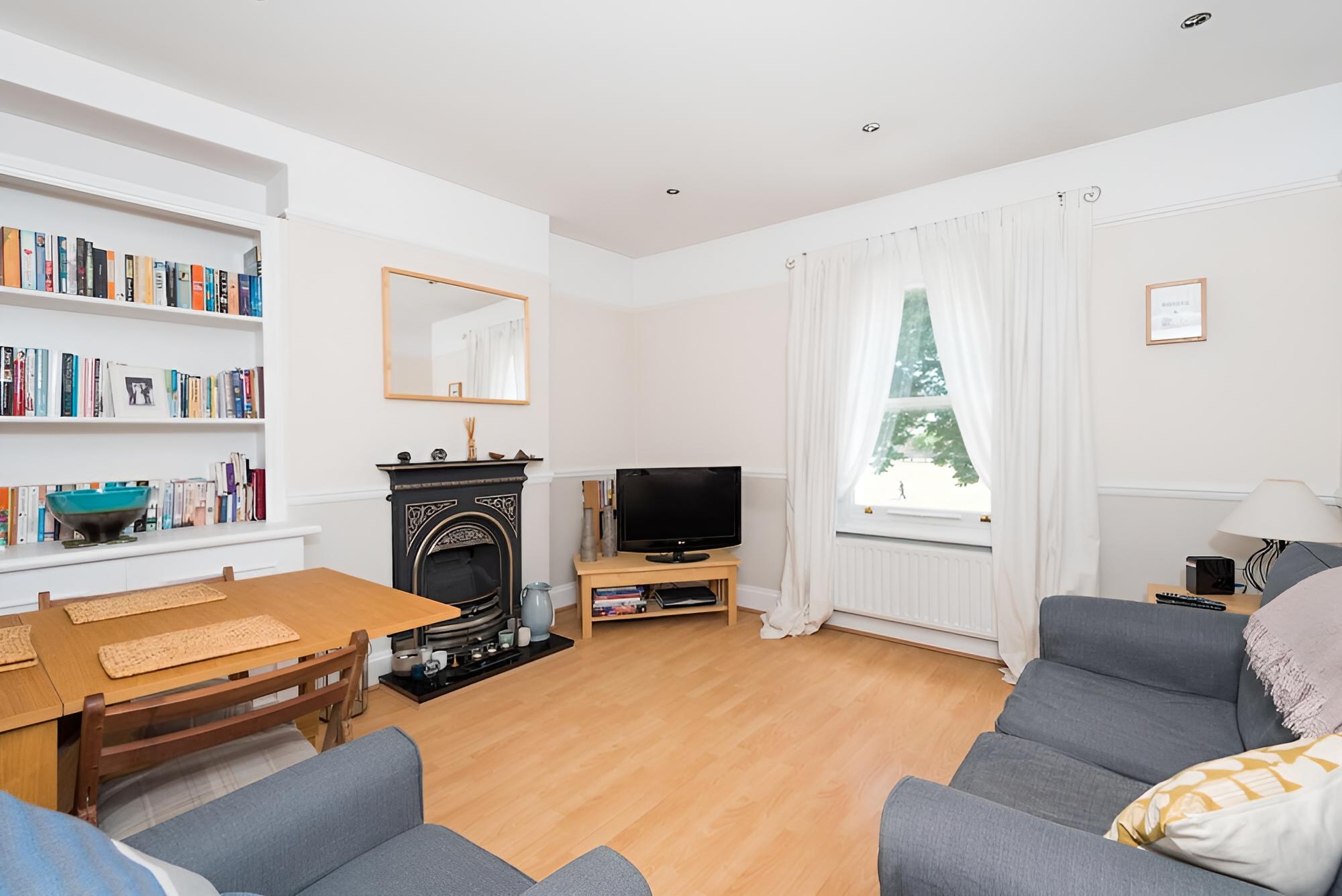 Traditional Richmond Home by Twickenham Green