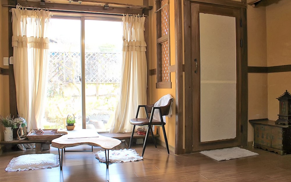 Jeonju Haengjin Hanok Stay