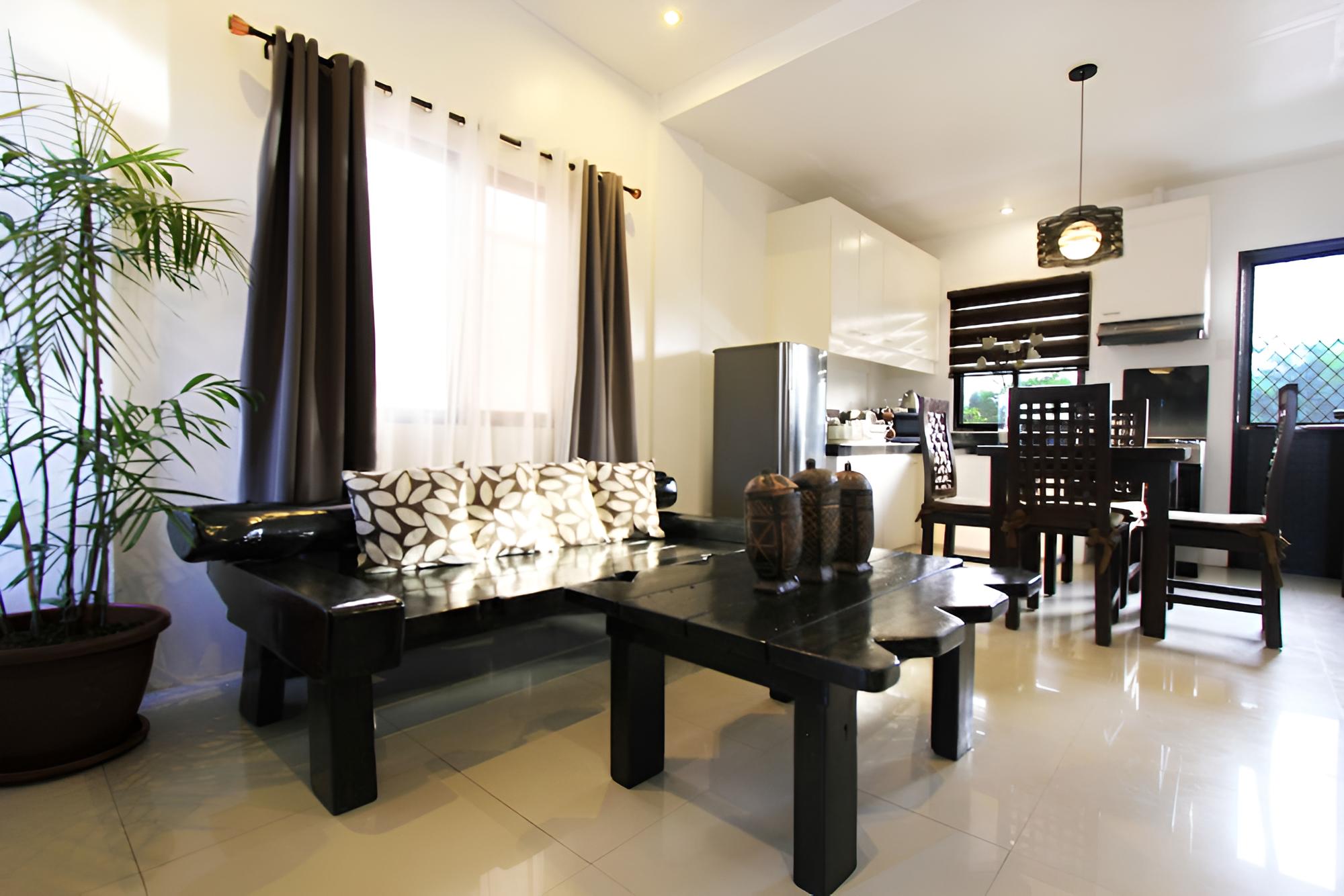 Tagaytay Summer House