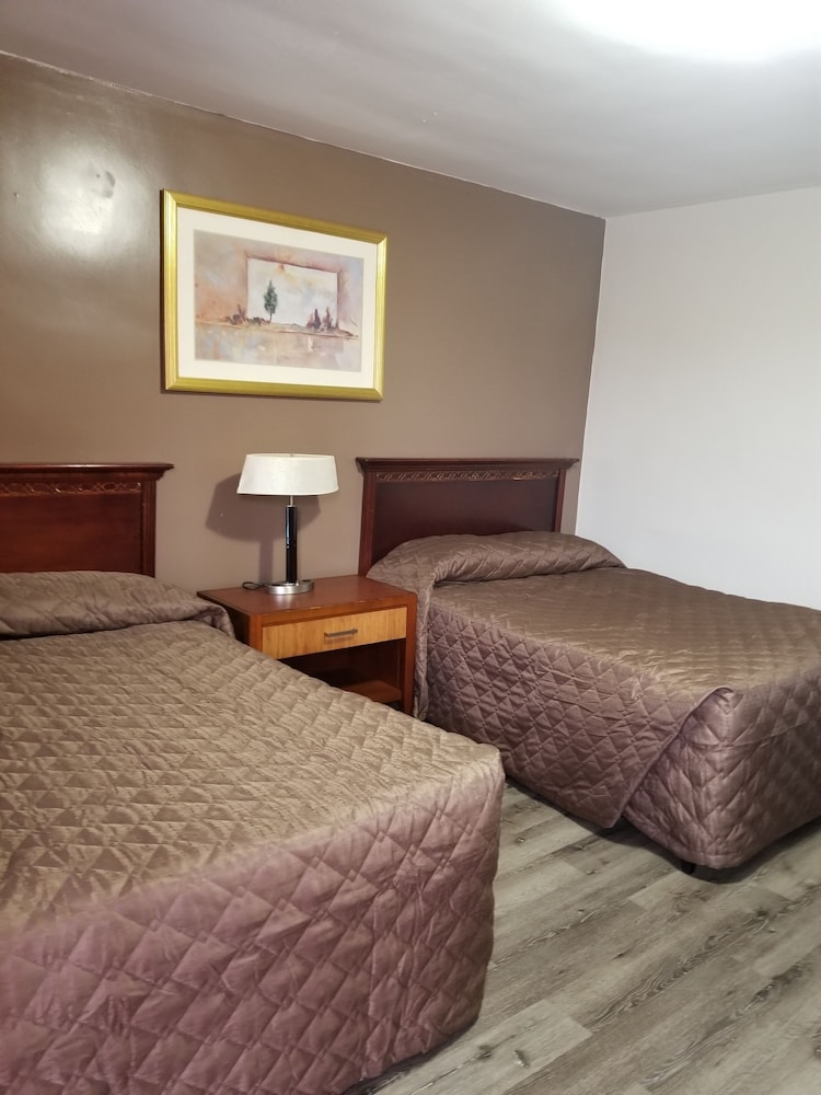 Sudbury Vacations - Richard Lake Motel - Property Image 8