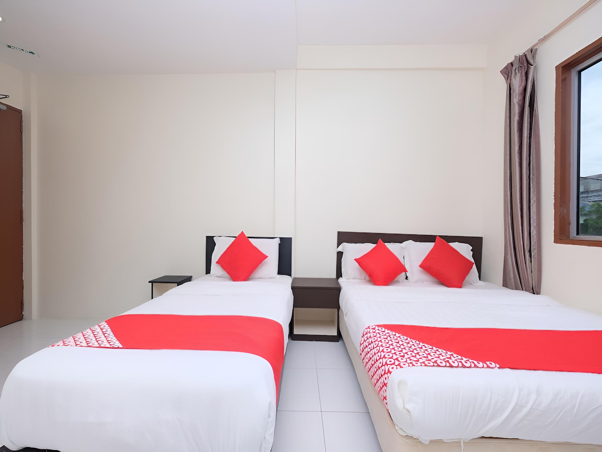 OYO 89493 Q Hotel Mentakab