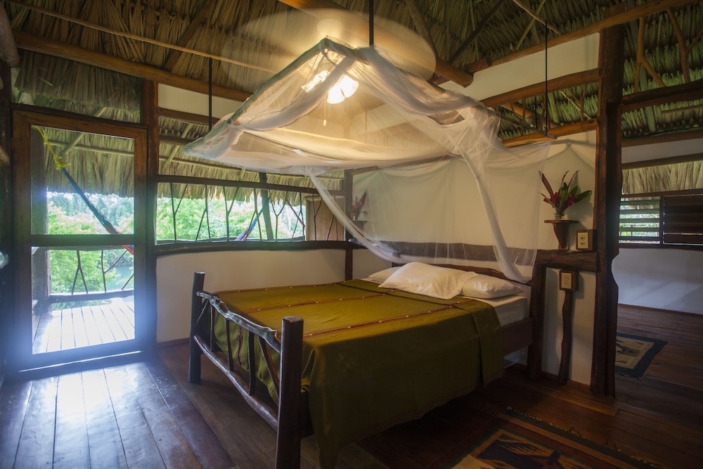 San Pedro Vacations - Cotton Tree Lodge - Property Image 2