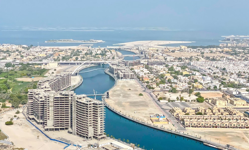 3B-Amna Tower-4801 by bnbme homes