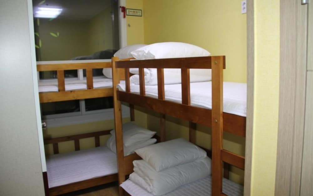 Busan Hyu Plus Guest House