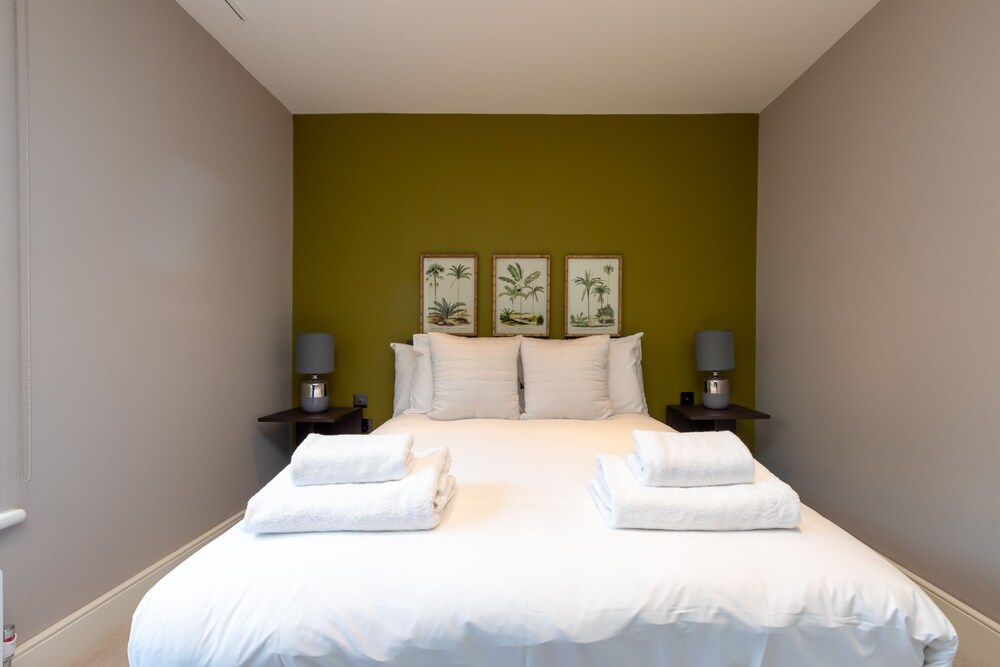 Stunning 3 Bedroom Flat in Covent Garden