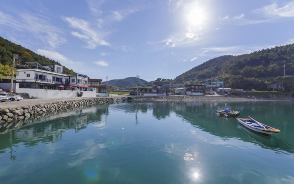 Yeosu Ocean View Pension