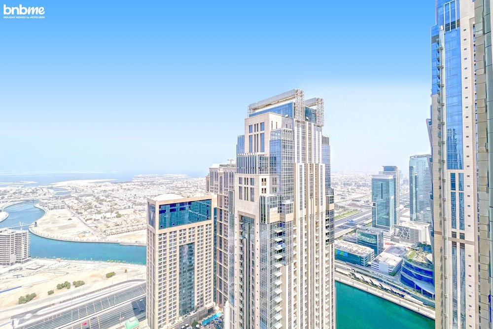 3B-Amna Tower-4801 by bnbme homes