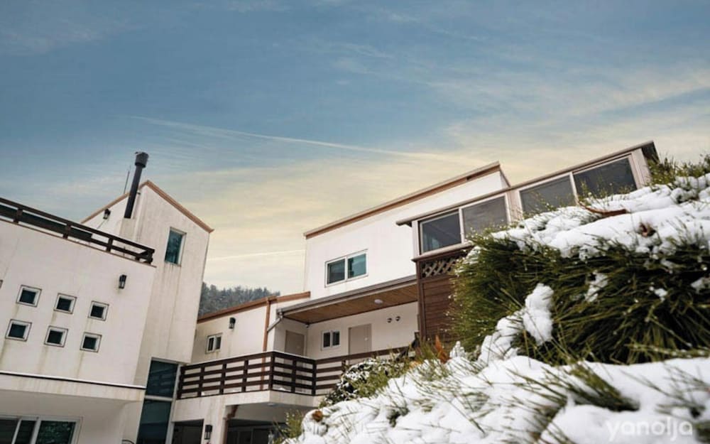 Fortune sky Pension