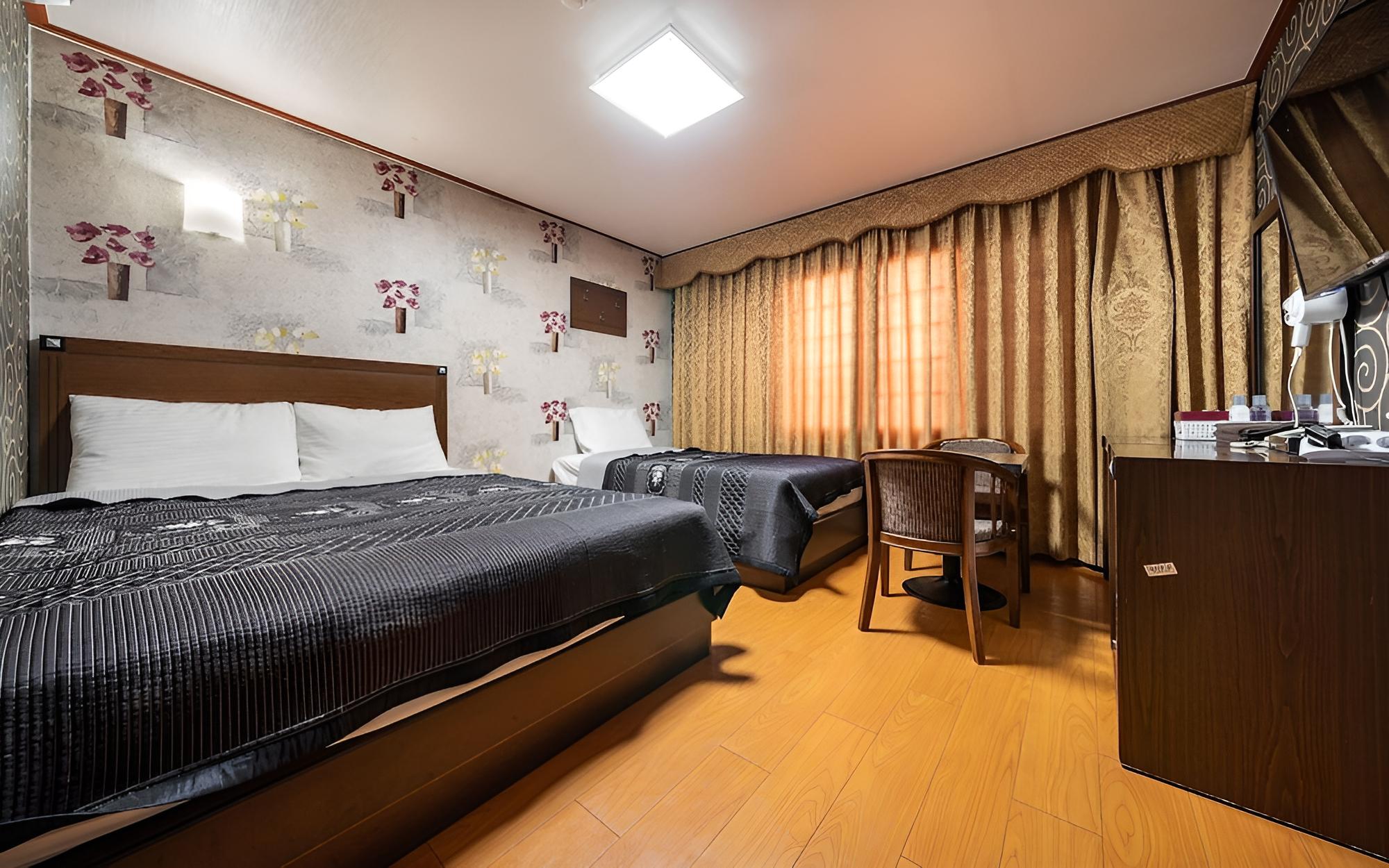 Jeju Juliana Hotel
