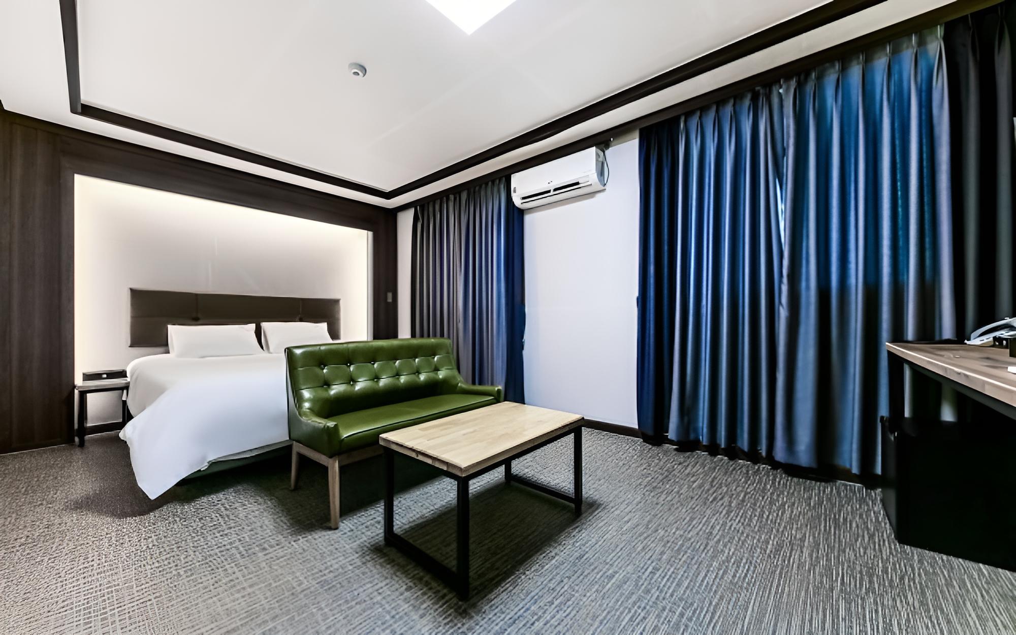 Asan Marina Hotel