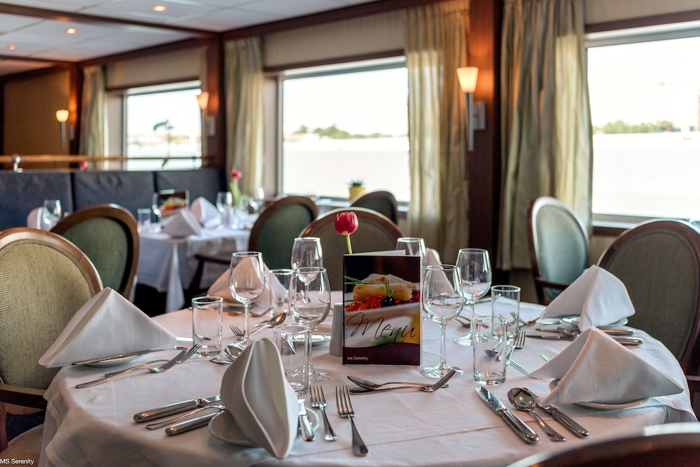 Neuss Vacations - Select MS Serenity - Neuss - Property Image 1