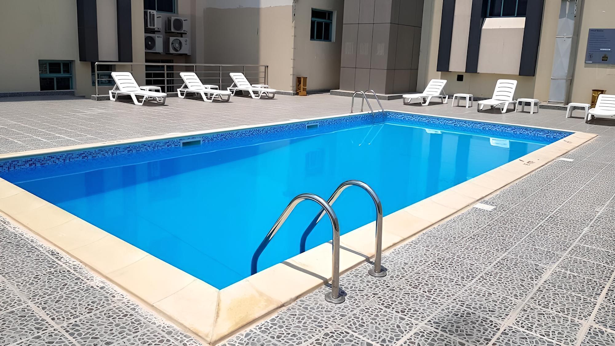 Al Muntazah Plaza