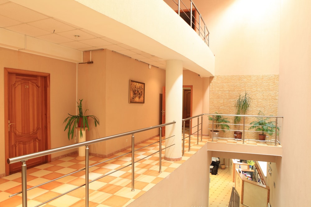 Yekaterinburg Vacations - Fort Hostel - Property Image 4