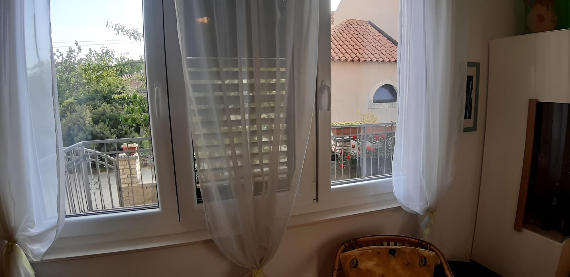 Jaroje - 80m From the Beach With Parking - H
