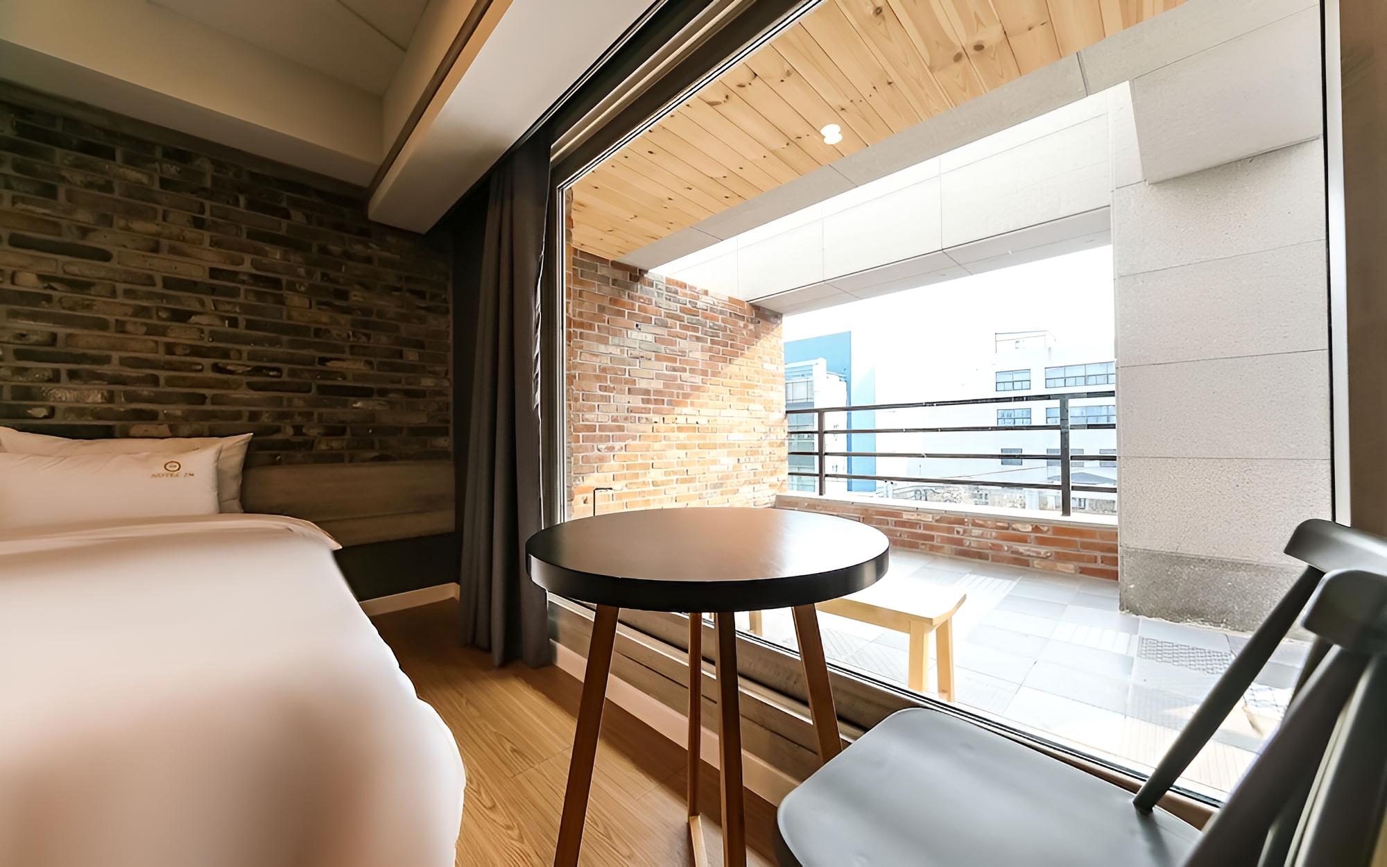 Changwon Sangnamdong Hotel JM