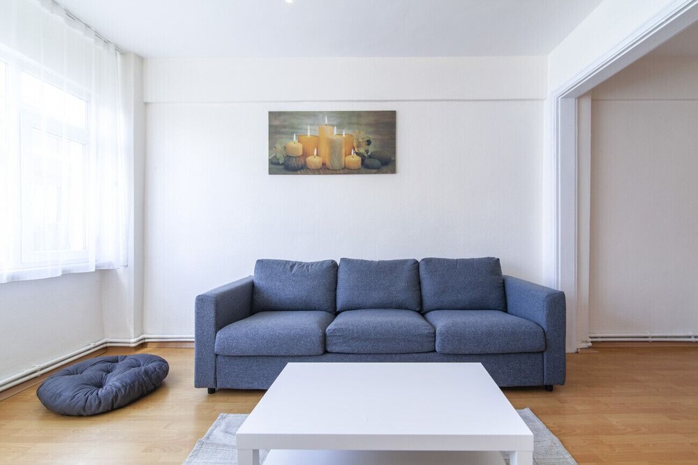 Lovely and Central Flat With Balcony in Sisli