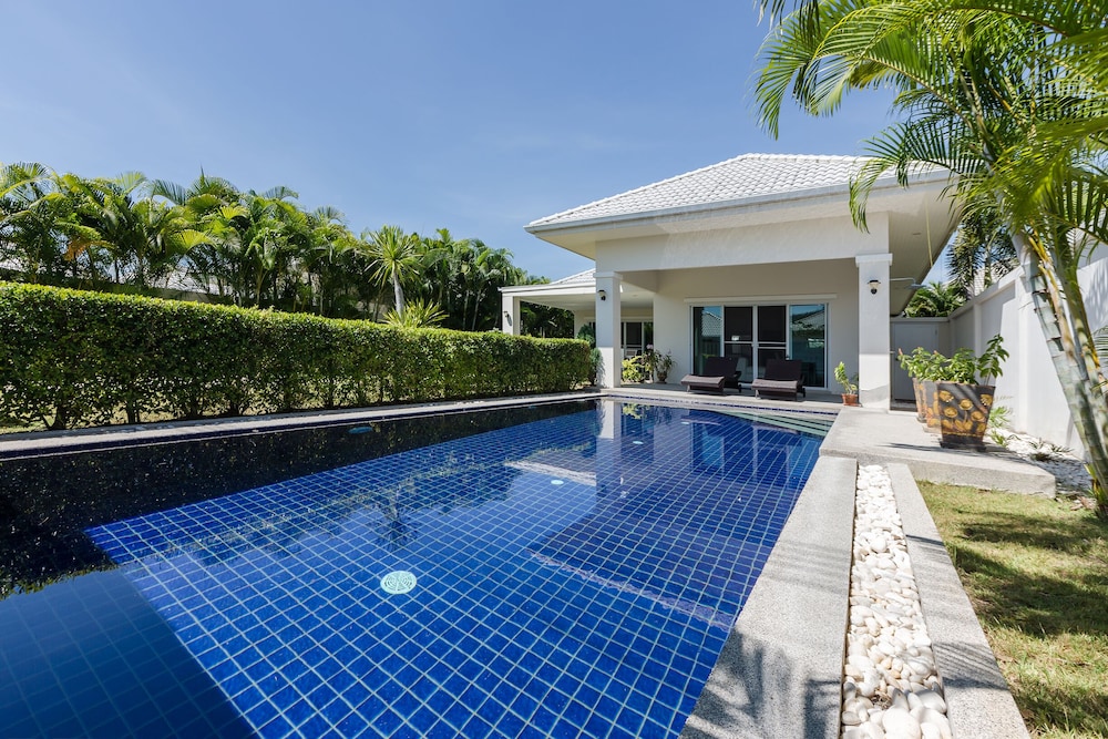 3 Bedroom Private Pool Villa L55