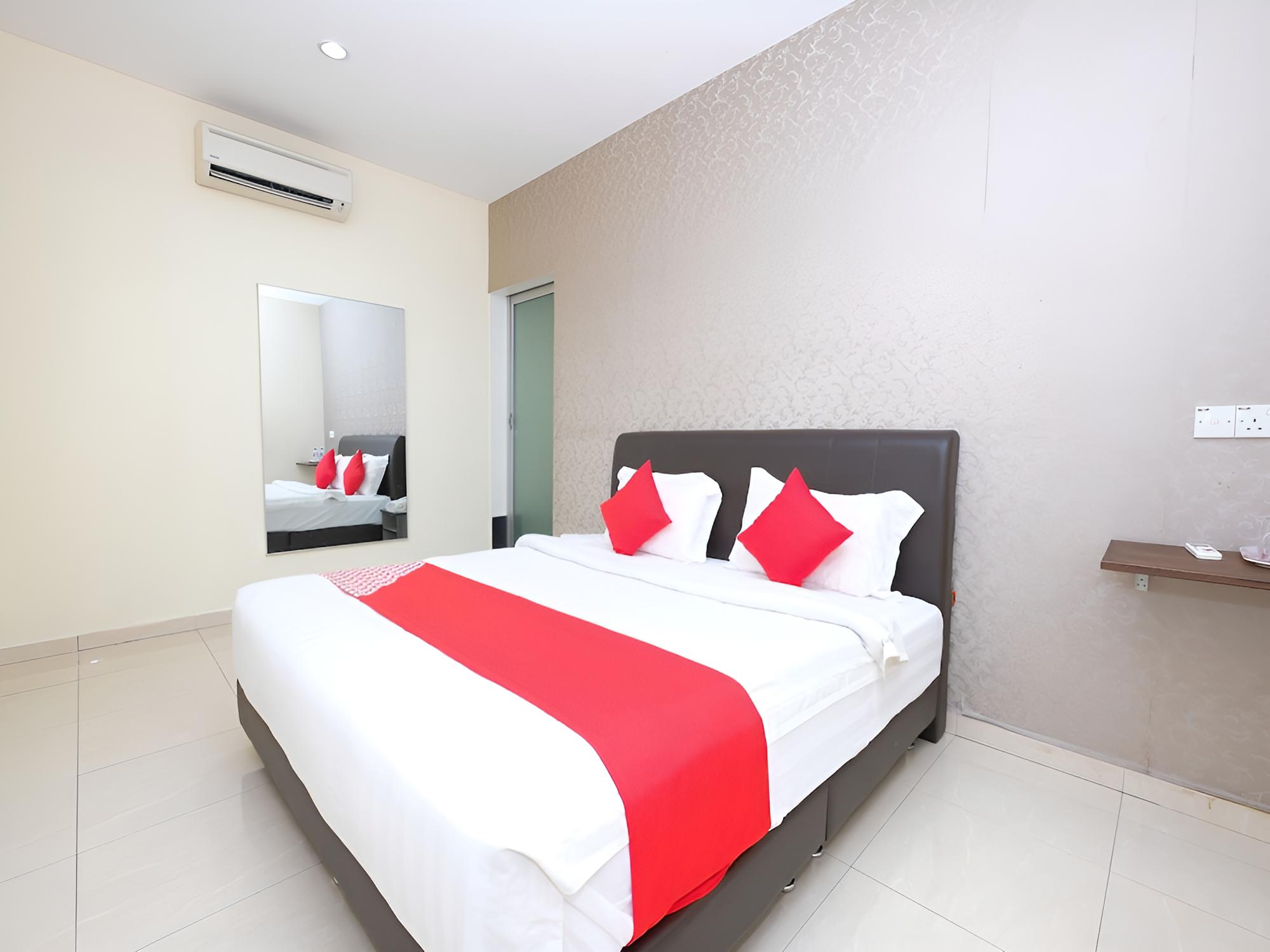 OYO 89493 Q Hotel Mentakab