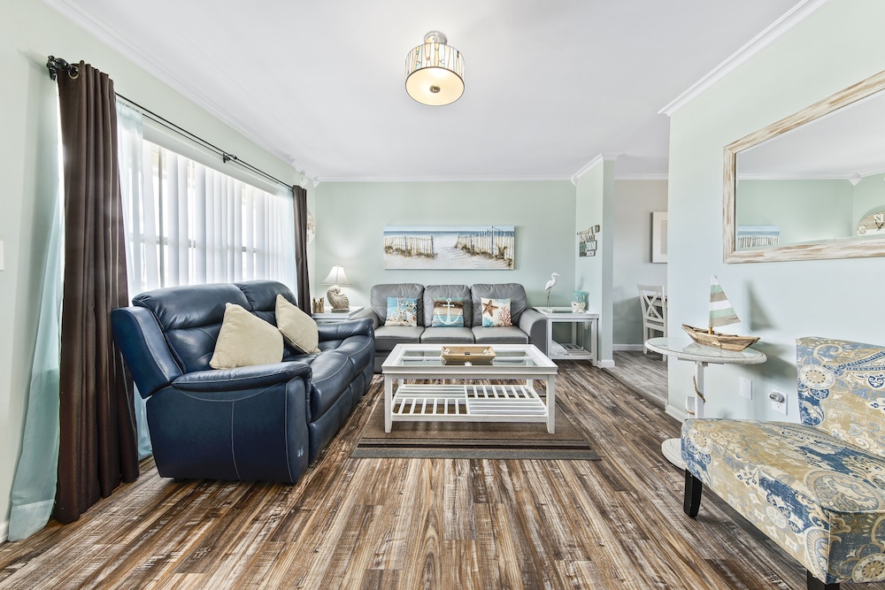 Gulf View Condos by Hosteeva
