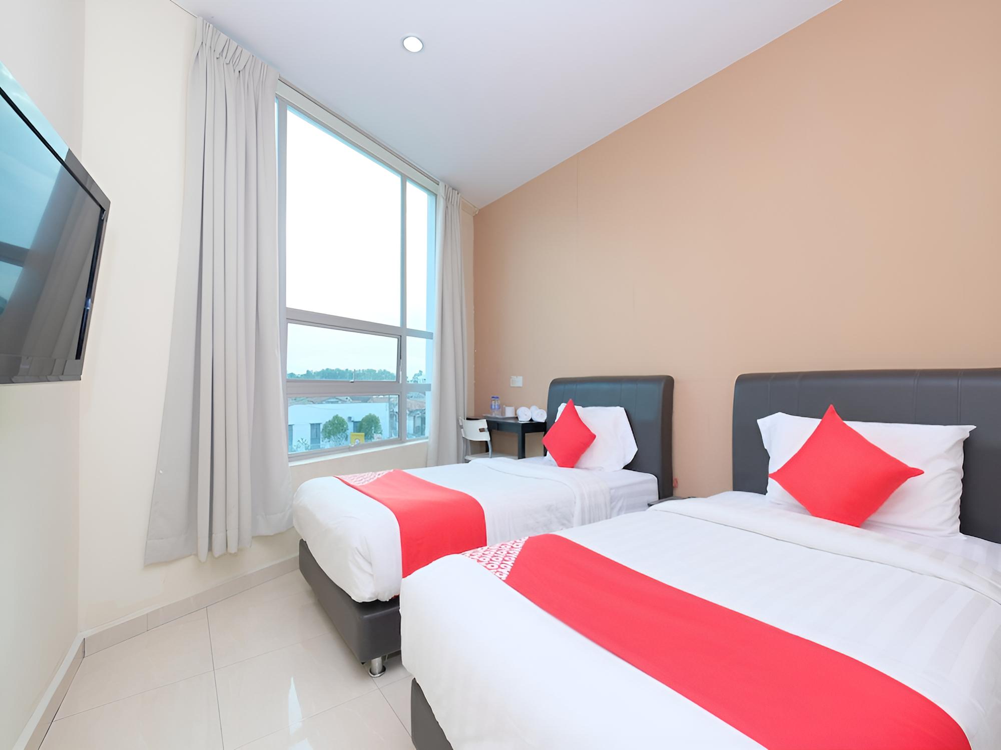 OYO 89493 Q Hotel Mentakab