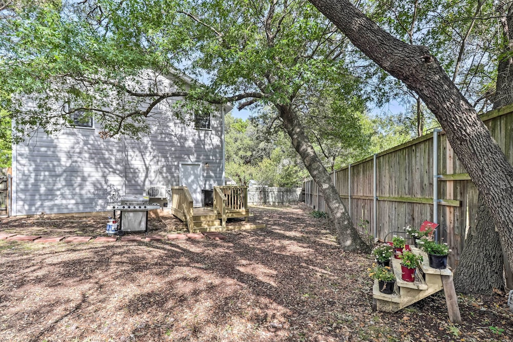 Charming Home w/ Deck < 1 Mi to Belton Lake!
