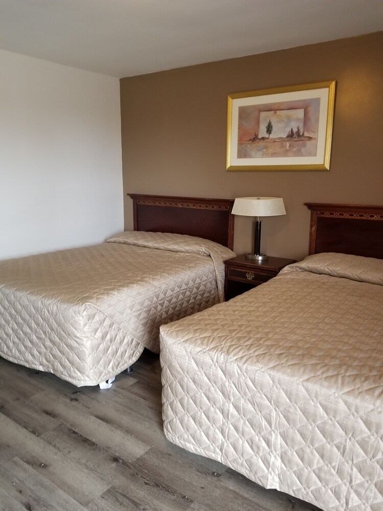 Sudbury Vacations - Richard Lake Motel - Property Image 6