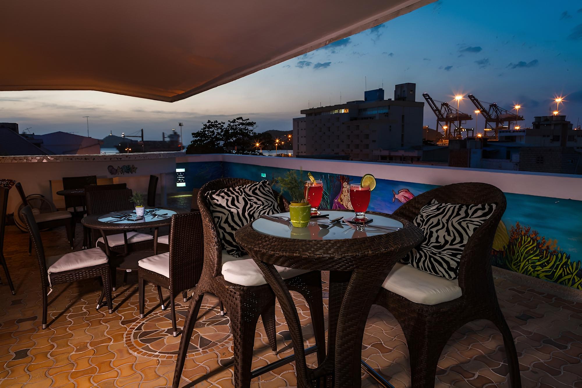 Hotel Santa Marta Real