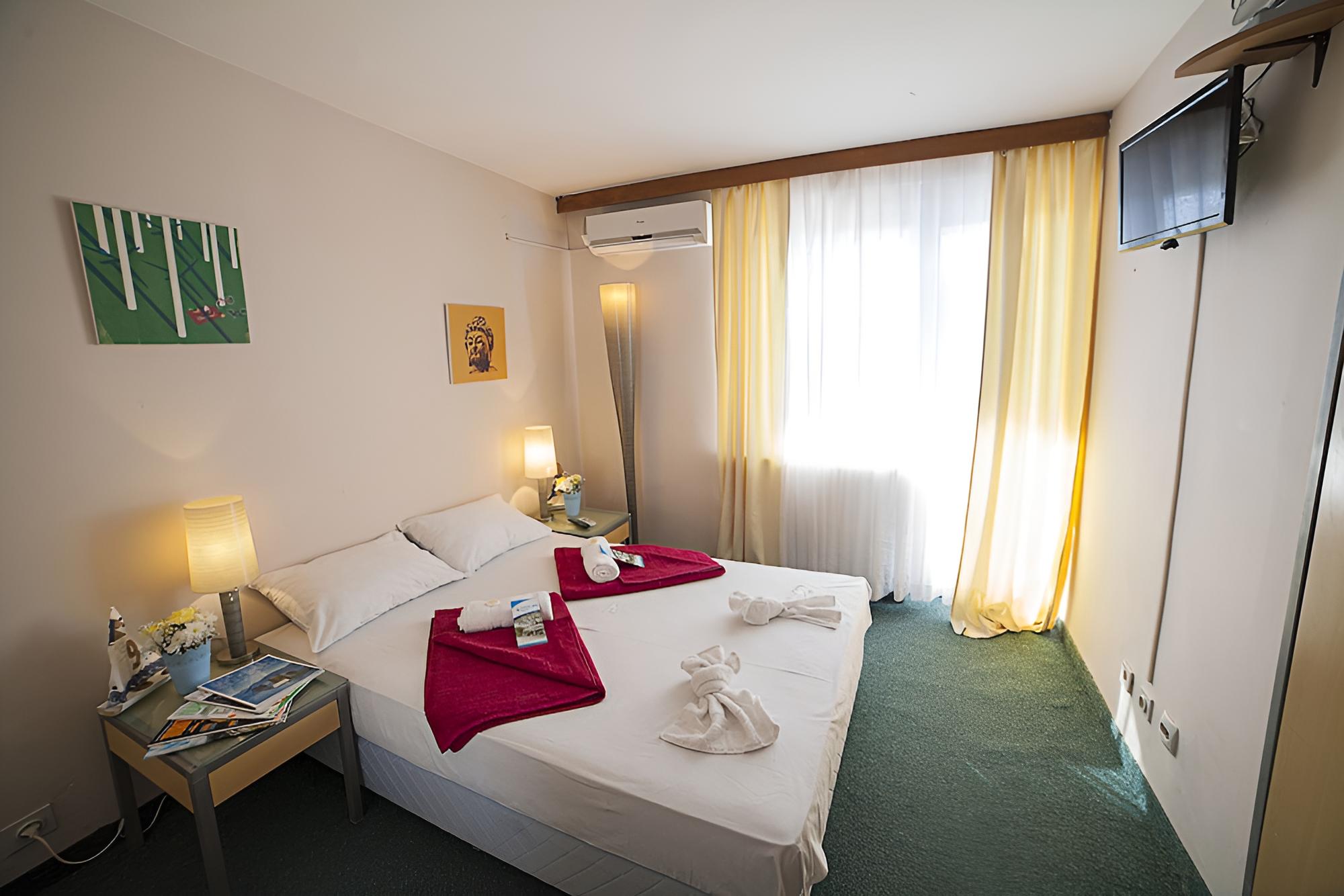Bip Hotel