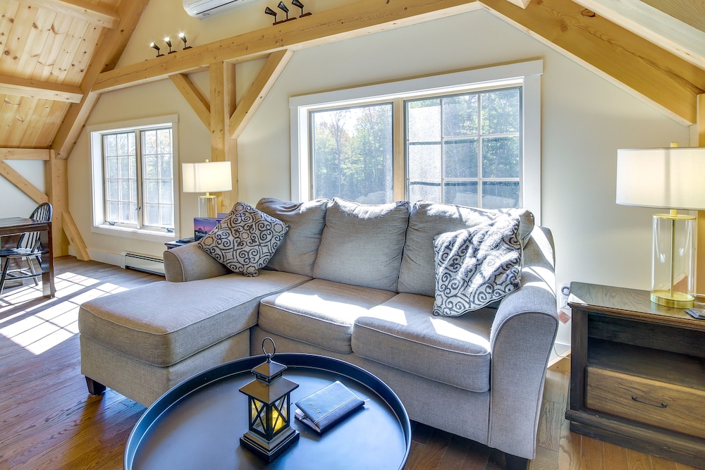 Cozy Camden Cottage w/ Fire Pit & Trail Access view 2