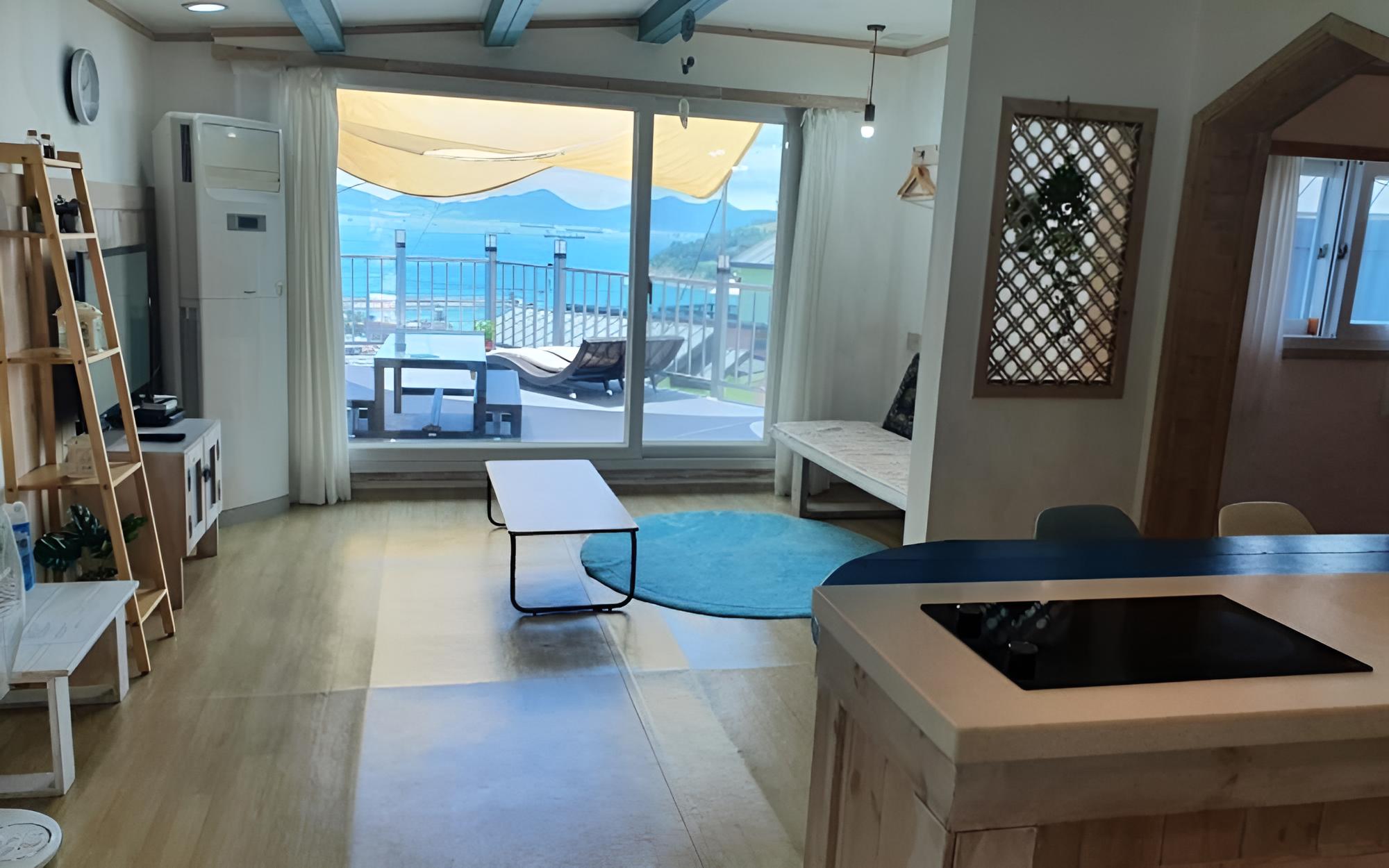 Namhae Cloud Berry Pension